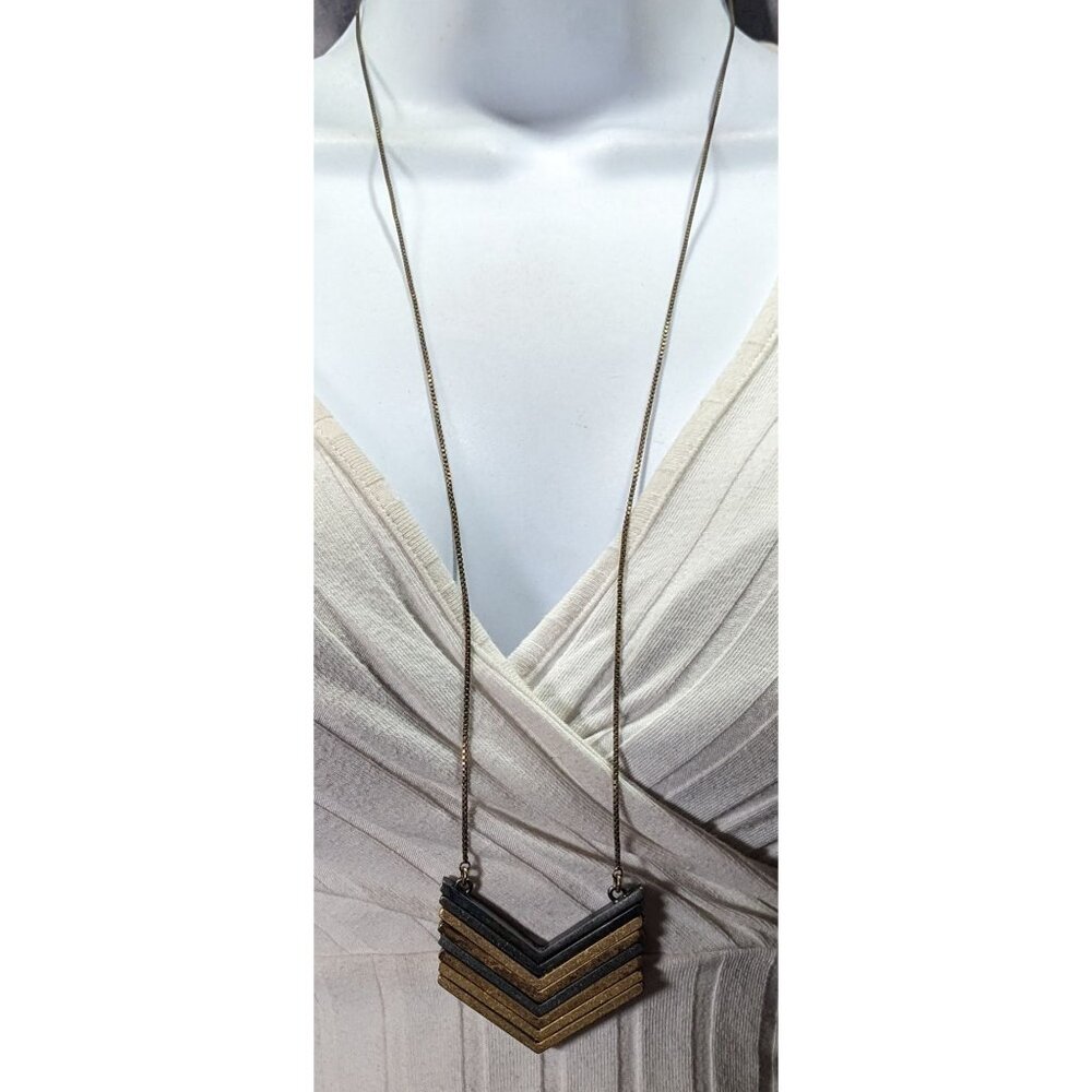 1934 Arrowstack Chevron Multi-Metallic Pendant Ne… - image 2